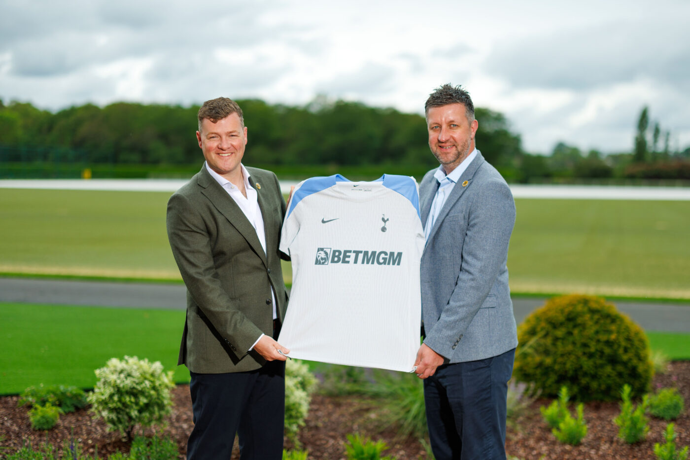 BetMGM new Front of Training Wear Partner of Tottenham Hotspur